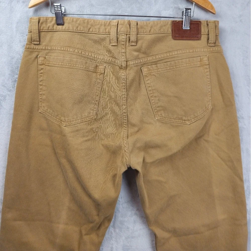 The Territory Ahead Mens 36x30 Flat Front Corduroy Pants Khaki 5 pocket